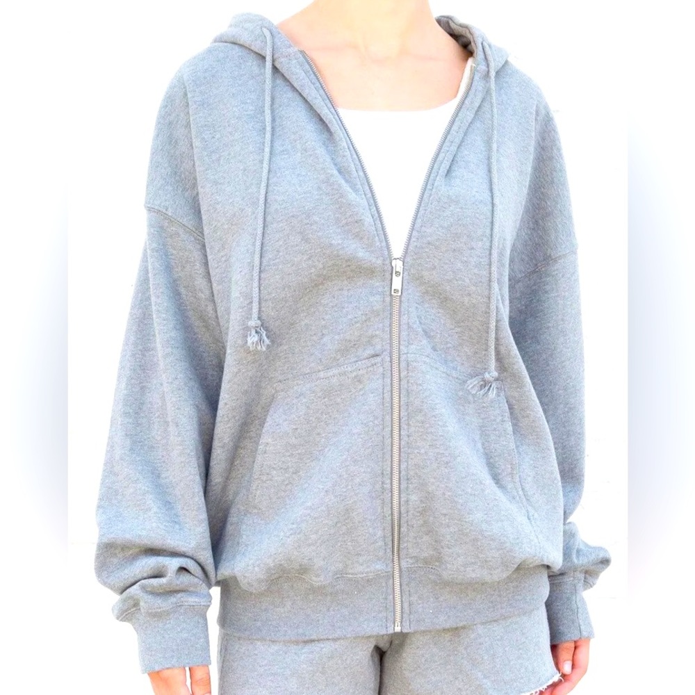 Brandy Melville Sweatshirt